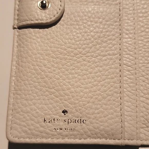 KATE SPADE EDEN LANE STACY BIFOLD WALLET - Picture 6 of 10